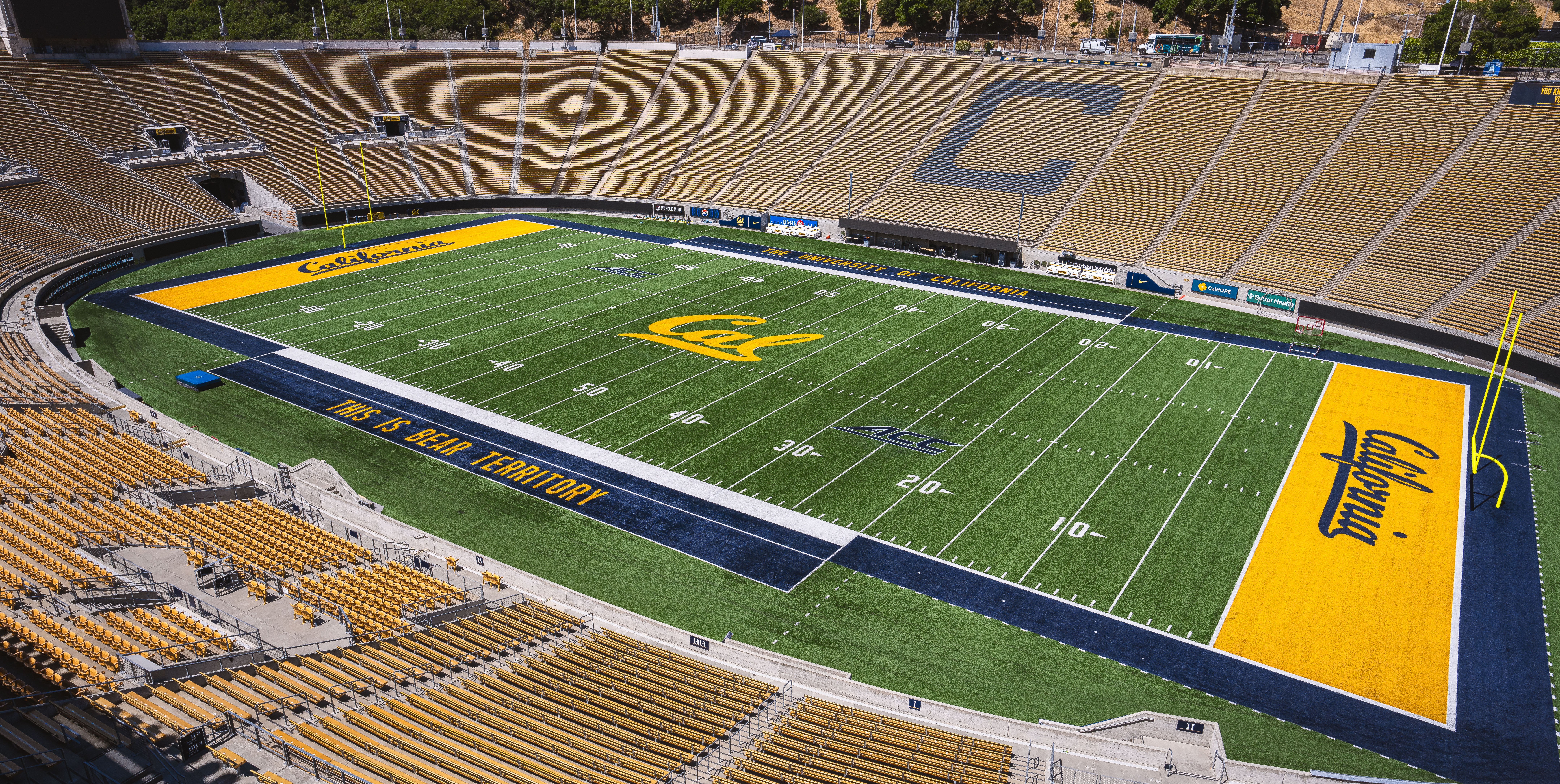California Memorial Stadium Daytime