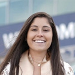 Sorana Larson Headshot