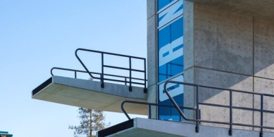 Legends Aquatic Center Diving 400X200